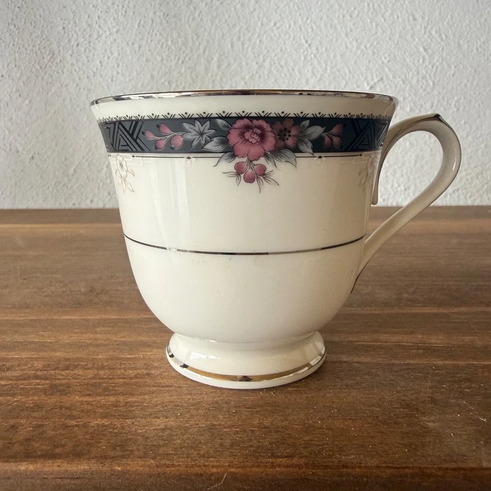 Noritake Etienne 7260‎ Ivory China Mixed Lot Cups Plates Japan Replacement